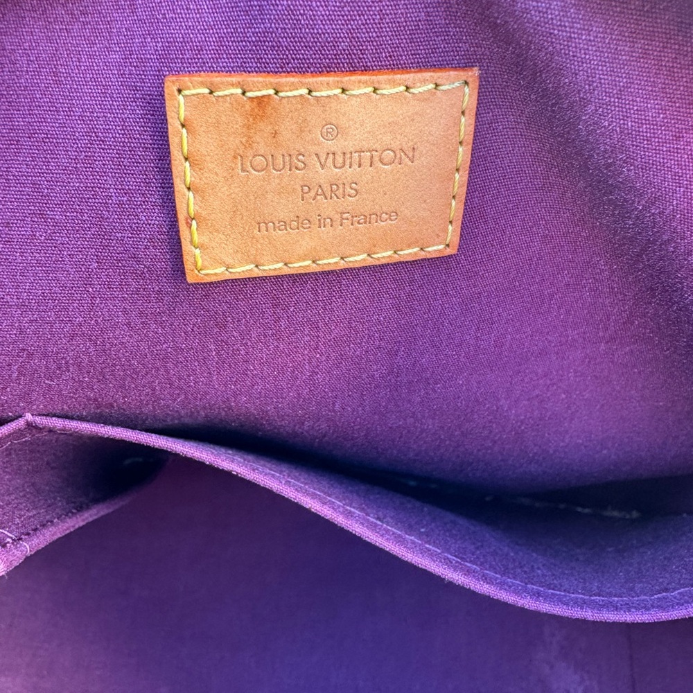 Authentic Vintage Louis Vuitton Monogram Bellevue PM Deep Burgundy Patent Tote - Picture 6 of 9